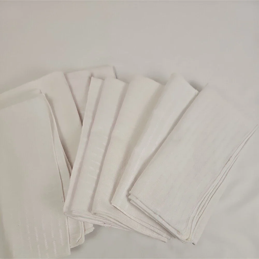 Set of 10 White Cloth Dinner Napkins Jacquard Check Pattern Table Linens